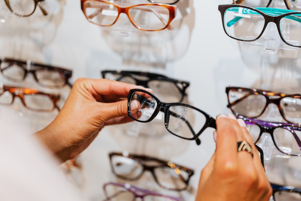 Eyewear & Opticians